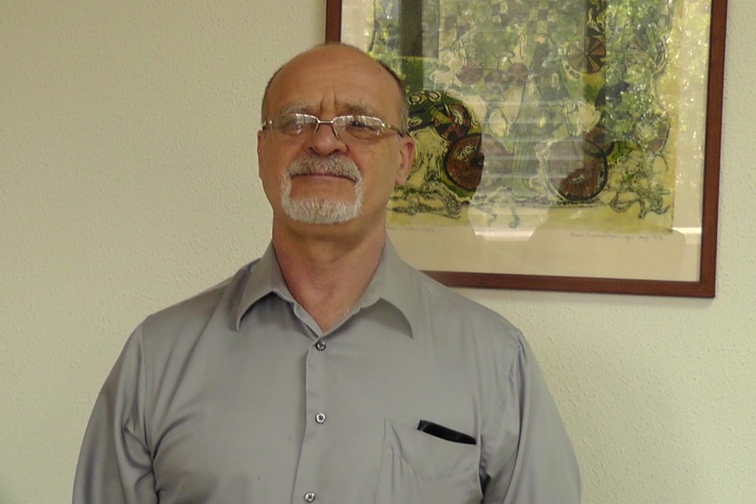 Dr Kenton Dashiell