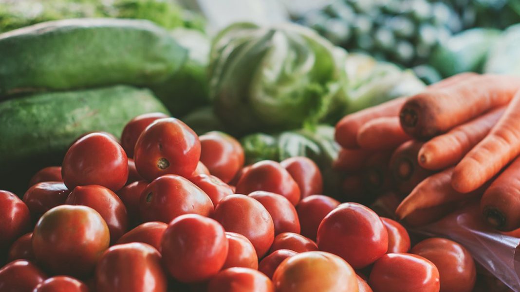 Expert advocates consumption of organic foods, vegetables