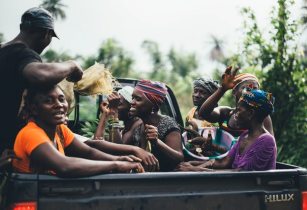 Clinton Foundation, Africa Improved Foods boost Malawi farmers’ incomes amidst annie spratt wCds3wsU T4 unsplash