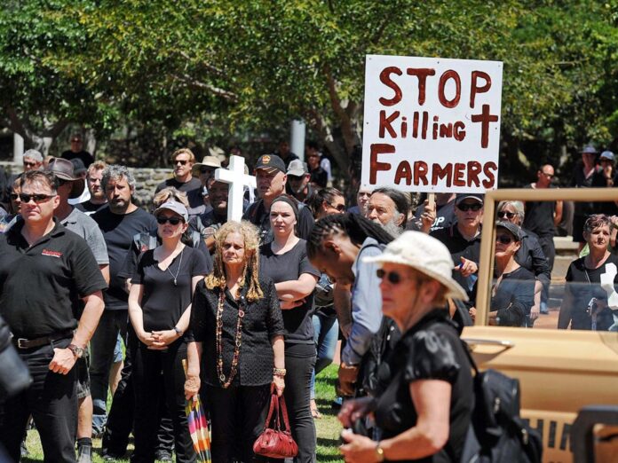 White South African farmers protest over rural killings