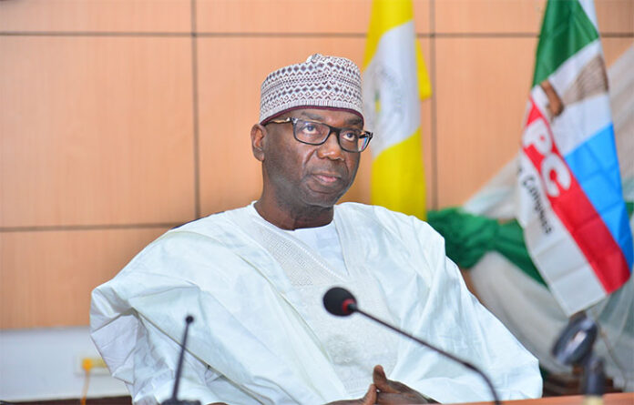 2,000 Youths To Engage In Crop, Animal Farming In FG, Kwara Farm Estate Collaboration